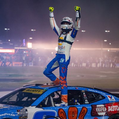 Di9Fans's tweet photo. As is tradition with every win…

#NewProfilePic #Di9 🏁 https://t.co/66Ghmb87aa