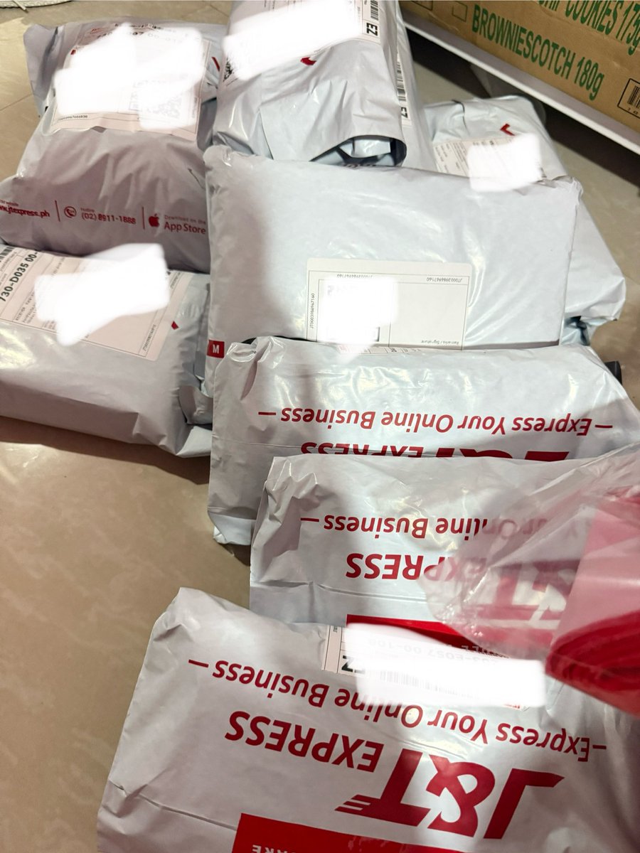 Dewkey6's tweet image. SHIPPING: 📦CN CLAIMS BATCH 18📦

Picked up today. Will update tracking numbers on the ml tonight. Thank you so much 🥰

( rainstnc.carrd.co ) 

 #rainupdates