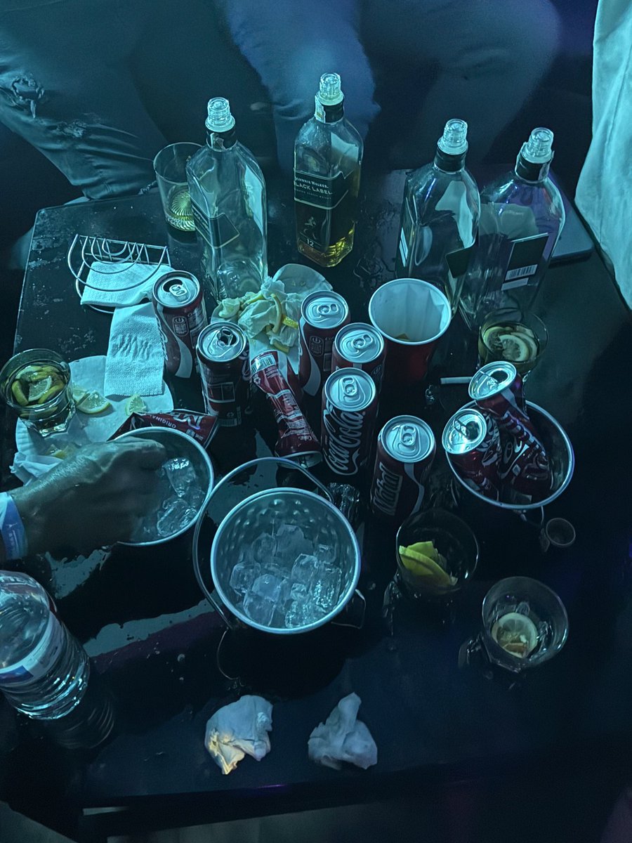 daddyeyan's tweet photo. Last night!🍻🤢😵‍💫 di nako mo inom, last na jud ni!😹 https://t.co/04fnnZk6ln