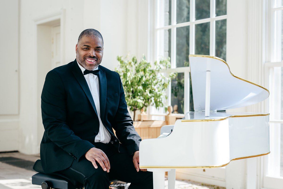 Red Event Wedding Planning & Fairs tweet media