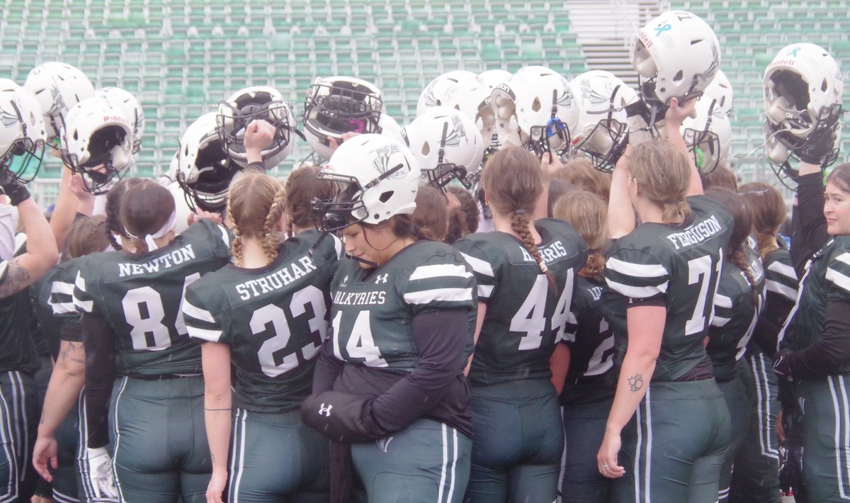 GordieHoweSport's tweet photo. The sign on the north side of Saskatoon Minor Football Field is going to need an update once again. Congratulations to the @ValkyriesYXE on blanking the Edmonton Arctic Pride 28-0 in the #WWCFL Championship Game today at Commonwealth Stadium in Edmonton. https://t.co/ejKng0XtPB
