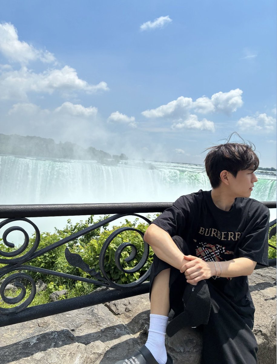 mang_sep9's tweet image. 스250629 미니승킴 인스타 스토리🤍