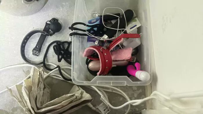 Op 26 juni hield gemeente Helmond samen met PIT, politie, woningcorporatie en Leger des Heils een controle tegen mensenhandel en illegale prostitutie. In een huis aan de Straakvense Bosdijk werd dit opnieuw vastgesteld. We blijven optreden.

ditishelmond.nl/peelland-inter…

#Helmond