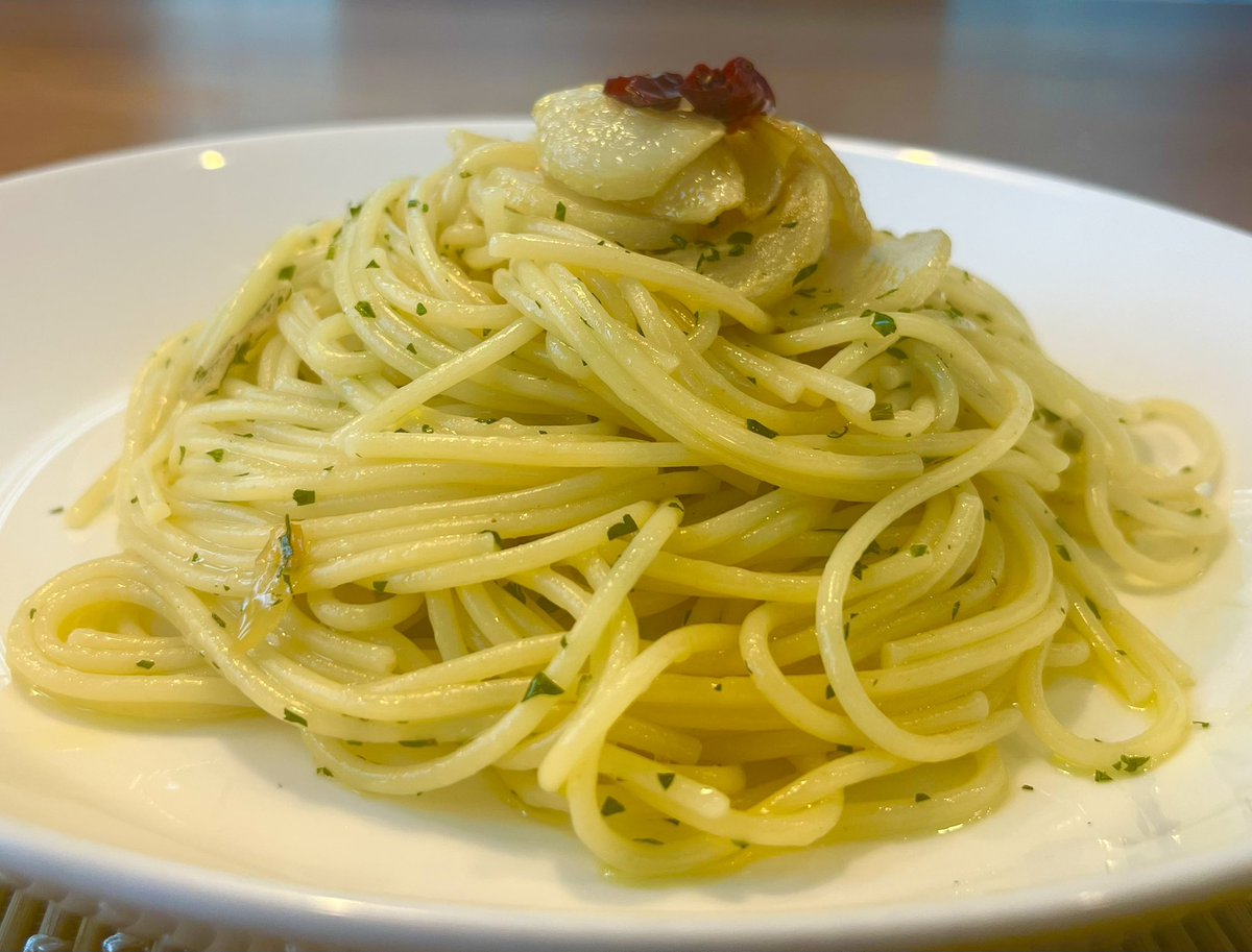 きょうのペペロンチーノ　250629
道の駅ホクホクにんにく　
昆布茶入り モチモチパスタ ver

＃ペペロンチーノ
＃パスタ
＃男料理