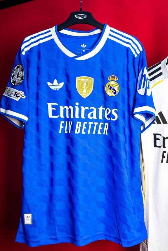 theMadridZone's tweet photo. 🚨 Real Madrid 2025/26 Third Kit. 🤩 https://t.co/Rx8q4hrAv2