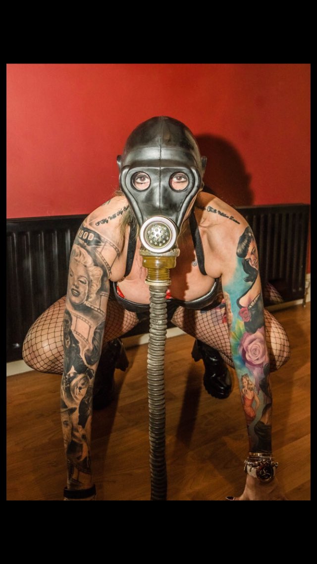 DARREN H 18/7/82 (@darren1982j) on Twitter photo Come and give my wonderful mistress friend <a href="/RonelleChambers/">Mistress Ronelle Chambers</a> a follow mistress is based in Walsall and check out her links to her pages ronelleschamber.co.uk she's stunning . Xx โฅ๏ธ Come and give my wonderful mistress friend <a href="/RonelleChambers/">Mistress Ronelle Chambers</a> a follow mistress is based in Walsall and check out her links to her pages ronelleschamber.co.uk she's stunning . Xx โฅ๏ธ