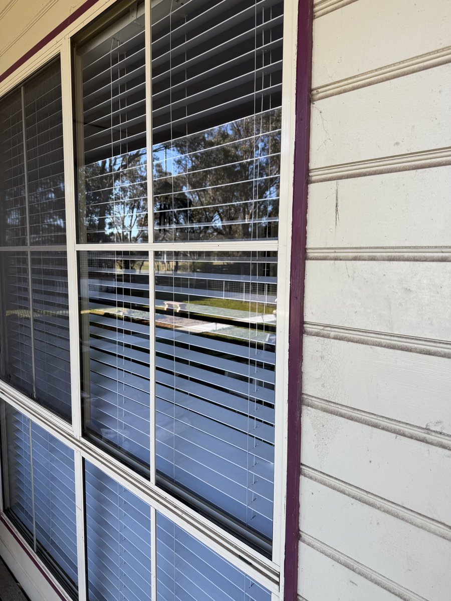 PCL_Ballarat's tweet photo. ✨ Sparkling windows make for a brighter day! At Premium Cut Lawns, we not only care for your lawn but also ensure your windows shine. Let us help you elevate your home’s curb appeal! 🌟 

Contact us today for a quote! 🏡💧 #WindowCleaning #HomeCare #PremiumCutLawns https://t.co/WsbusRevjI