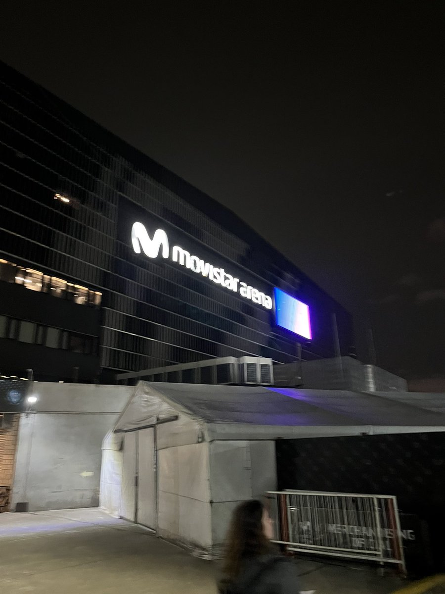 galiaAK's tweet image. #28dejunio #festejode2 #Benja🎉#MovistarArena 🎼#DiegoTorres 👏#Excelente #recital #3hs