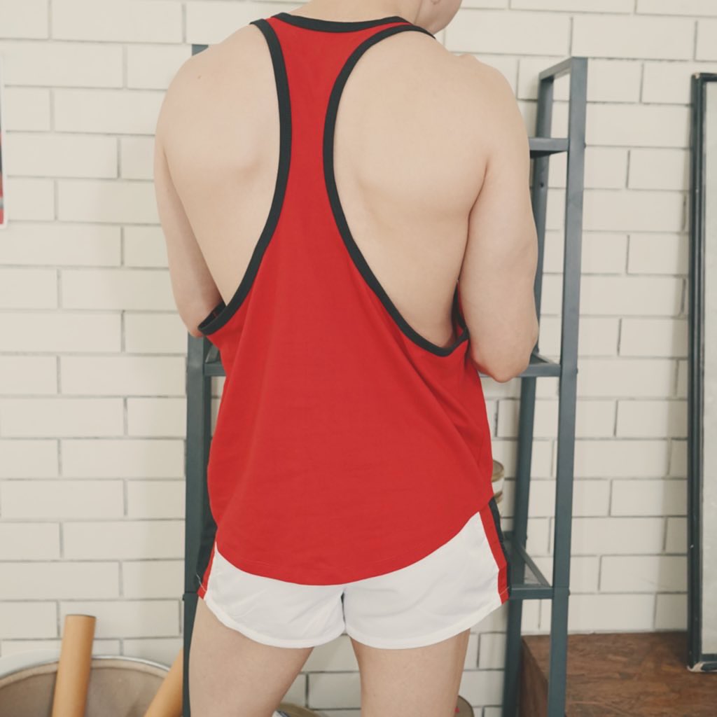 Not2ToBrag's tweet photo. 🍒 Fudge Gym Top ลด 60% เพียง 180.- 

🟠 👉🏻 : https://t.co/oA9TSGFSo1

🔵 👉🏻 : https://t.co/w7bDtjI1Pg

#gym #cloth #workout #fitness #outdoors #bodybuilder #weightraining #fudgebkk @FudgeBkk https://t.co/klHaeqqAxP