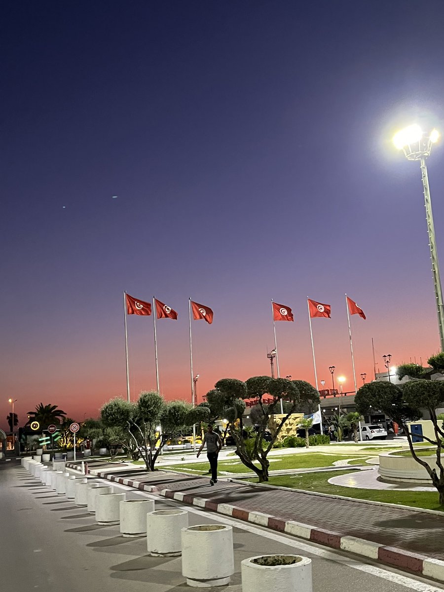 Mido1v's tweet image. Gm

Sending .1 to whoever knows where am at rn😛