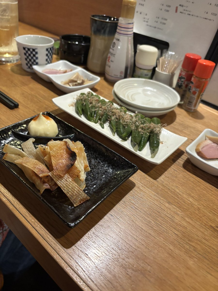 52MIi52's tweet photo. 人形町梯子酒 https://t.co/dA3DzYocAP