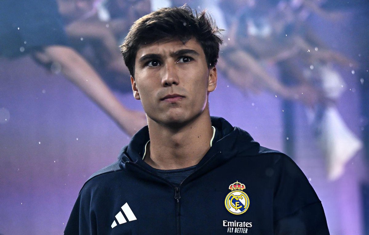 mayor_vxii's tweet photo. Who should start against Juventus?  I’d say start Gonzalo, and Sub in Kylian at 60min  #FIFACWC #RealMadrid https://t.co/HbwtyJfHI7