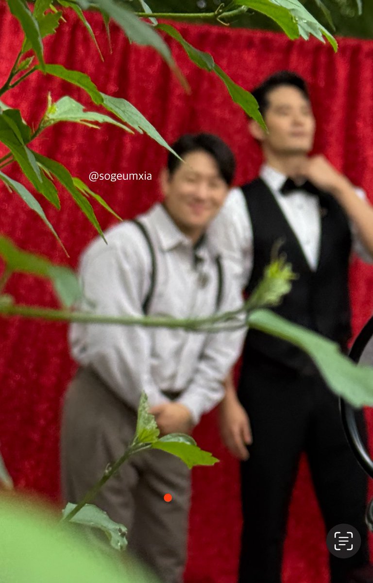 아 사진찍으러 들어가는뎈ㅋㅋㅋㅋㅋㅋㅋ원영님 너무 인자하게 웃고계셨어ㅋㅋㅋㅋㅋㅋㅋ