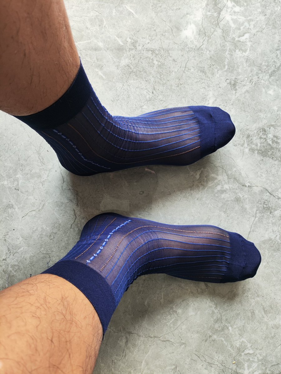 单身公0熊叔找中年伴侣金主 tweet media