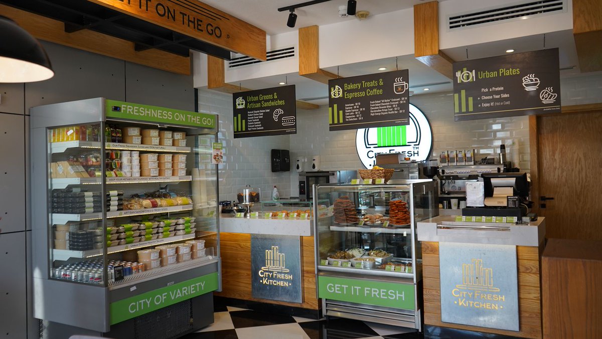 CityFreshKitch1's tweet photo. Fuel your day the fresh way! 🌱 City Fresh Kitchen is your go-to spot for quick, healthy meals packed with bold flavors—perfect for busy professionals on the move https://t.co/MrrG4GkjJJ