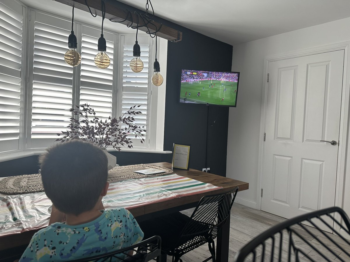rewster6's tweet image. When your 5 year old demands Oldham playoff final replay at breakfast rather than kids tv! Ok son, if we must 😉#oafc