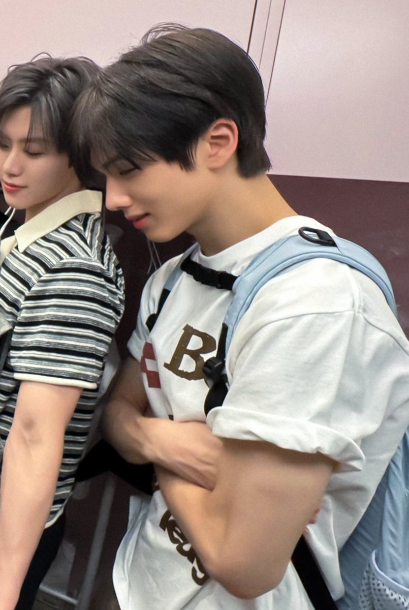 OK BUT JISUNG PARK???????