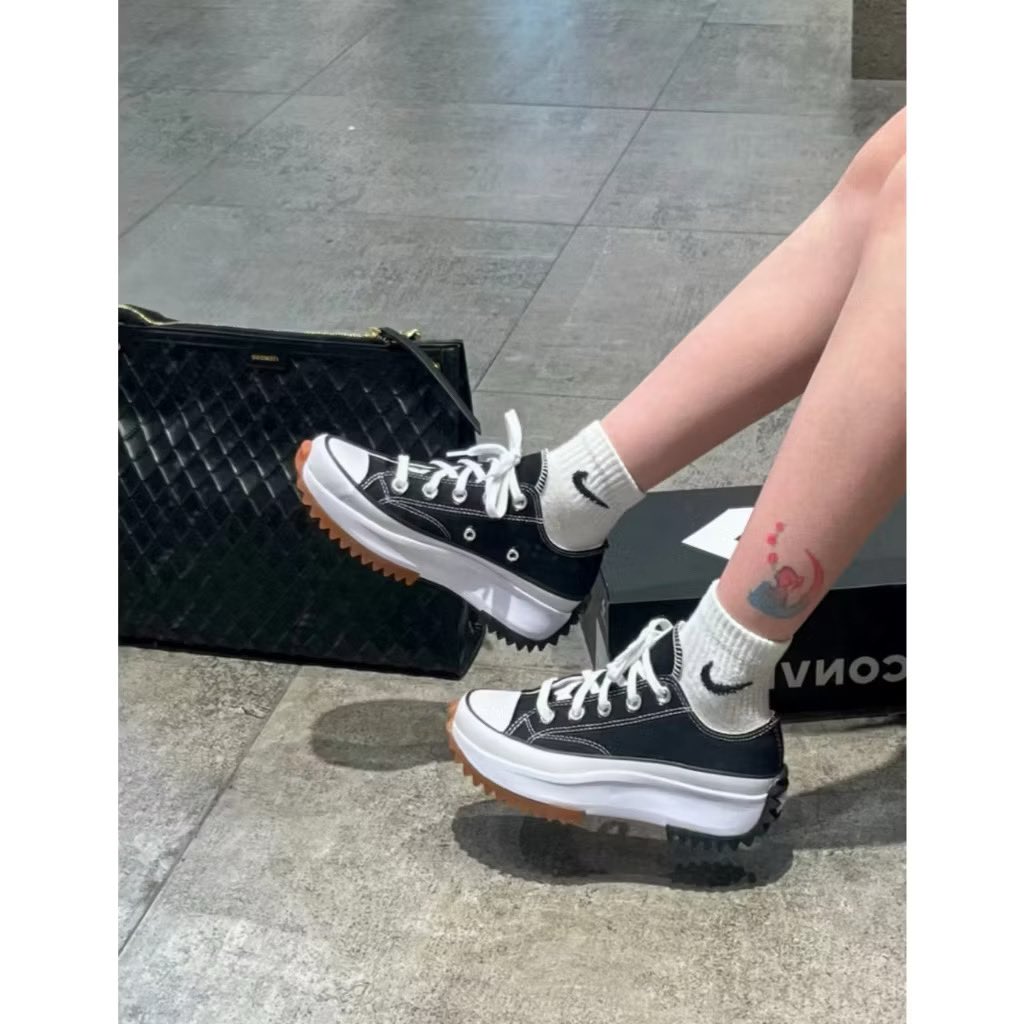 Pimlaphat_tt's tweet photo. ก๊อกๆ มาแวะส่งต่อเสื้อผ้าค้าบ ส่งฟรีทุกตัว ลงวันนี้ 2ทุ่ม
💘ปัก+รี ลด 5บาท
#ส่งต่อเสื้อผ้ามือสอง #ส่งต่อstylistshop #ส่งต่อvghbkk #vghbkk #mon2sun #ส่งต่อcintageshop #stylist_shop #sleepymurphy #ส่งต่อmon2sun #ส่งต่อเสื้อผ้ามือ2 #cintageshop #ส่งต่อcintage #ส่งต่อรองเท้ามือสอง https://t.co/muZRgPP1Aw