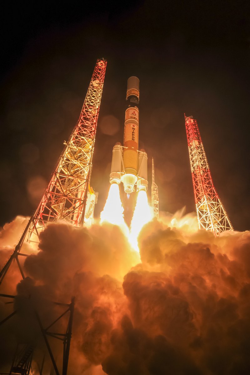 MHI_LS's tweet image. 【#H2A最終号機🚀】
最後まで平常心で自らの役割を果たすことができました。これまでH-IIAをご用命くださったお客様、製造と運用を支えてくださったパートナー企業様、ニュースを届けてくださった報道機関の皆様、どんな時も応援くださった全国の皆様、そして種子島の皆様、ありがとうございました🚀