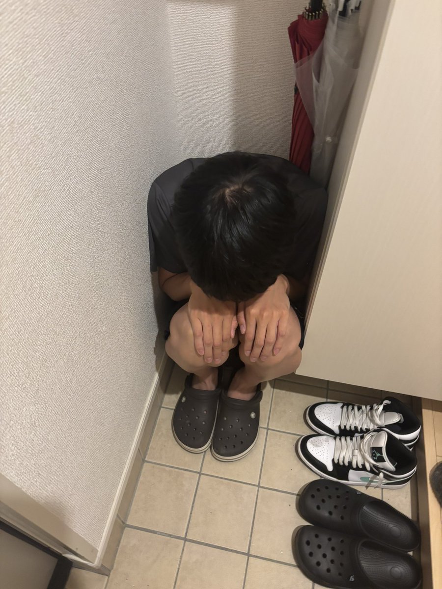 一緒に住み始めてから初めて二人で過ごさない土日だったんだけど、帰ってきたらこれやった૮₍ ̥⎽ ̫ ⎽ ̥₎ა