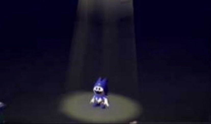 le fait qu’à la pride hier deux homosexuels de trois tête de plus que moi que je connaissais PAS m’ont fait la blague du « il fait quel temps en bas » j’ai eu l’impression d’être bully comme au collège