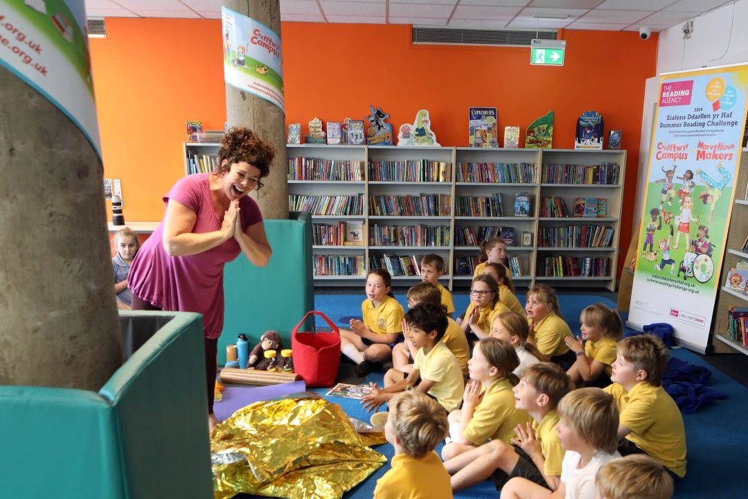 The Reading Agency (@readingagency) on Twitter photo The countdown is on! 5 July is Super Sign-Up Saturday β the official launch of the #SummerReadingChallenge #StoryGarden! ππΌ
Head to your local library and be part of it from day 1! Find out which libraries are involved near you with the Library Zone ποΈsummerreadingchallenge.org.uk/library-zone The countdown is on! 5 July is Super Sign-Up Saturday β the official launch of the #SummerReadingChallenge #StoryGarden! ππΌ
Head to your local library and be part of it from day 1! Find out which libraries are involved near you with the Library Zone ποΈsummerreadingchallenge.org.uk/library-zone