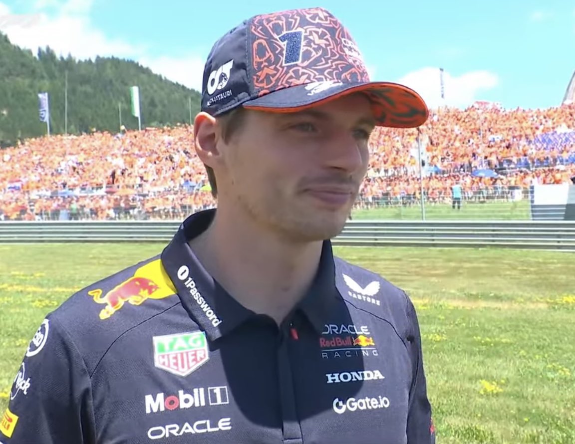 verstappenews's tweet photo. 🗣️ Max Verstappen: “We'll try to have a good race! Hopefully we can overtake a few cars, make it exciting out there.” https://t.co/zA3ldXxhmS