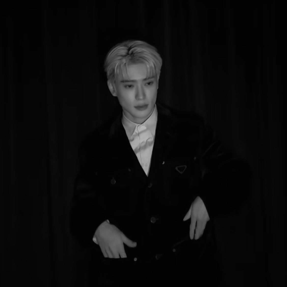 devilisin's tweet image. 