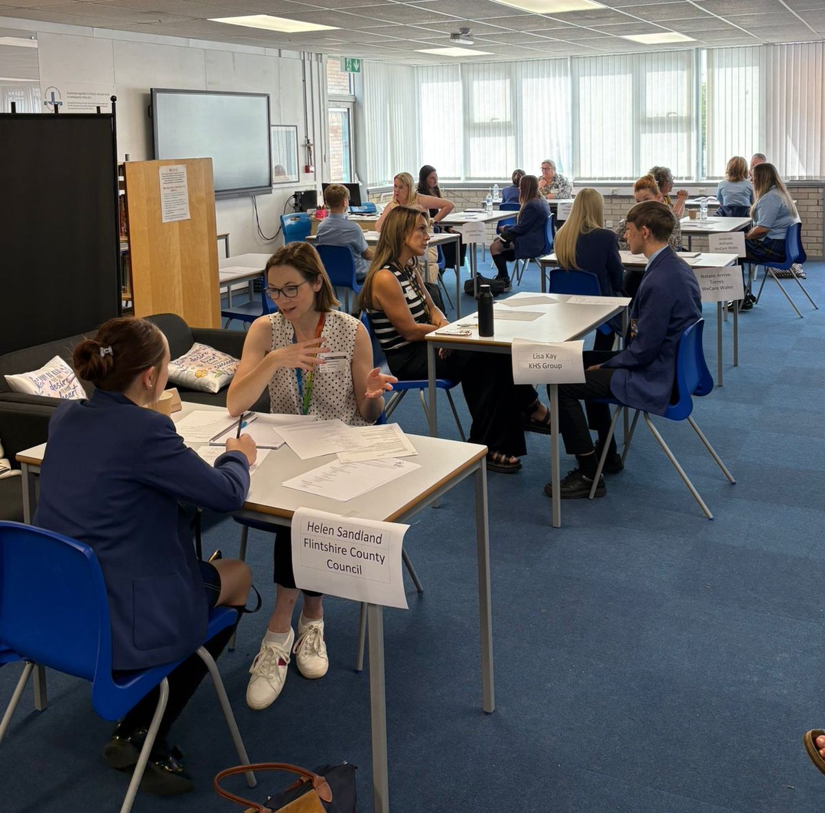 srgchs's tweet image. #Year10 Thanks to @CareersWales @kayleighbrum85 Year 10 had a very productive day of mock interviews. Thanks to the employers for their support 🙌
#LearningtogetherinChrist 💙🙏