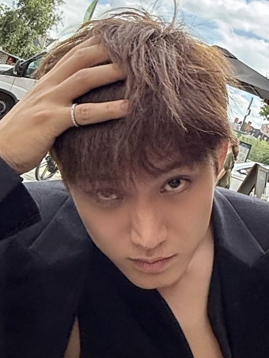 brown hair mingyu then and now 🥹🥲