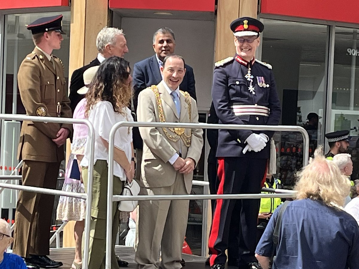 Prof Adeeba Malik CBE, Lord Lieutenant W.Yorkshire tweet media