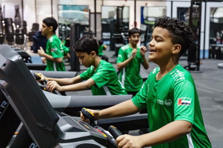 DubaiPoliceHQ's tweet image. #News | Dubai Police Summer Program for Students Kicks off Today in 16 Training Centers  
Details:
spklu.io/60153LMS
#SummerProgram