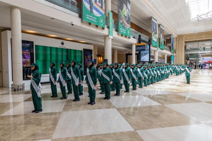 DubaiPoliceHQ's tweet image. #News | Dubai Police Summer Program for Students Kicks off Today in 16 Training Centers  
Details:
spklu.io/60153LMS
#SummerProgram