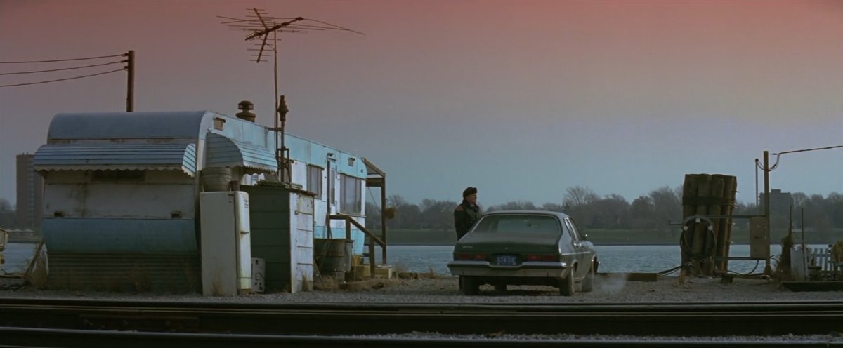 JackOCine's tweet image. Tony Scott, Quentin Tarantino, Hans Zimmer, un casting d’anthologie… Plus dingue encore : #TrueRomance est à la hauteur de cette équipe de rêve, avec sa relecture barrée, sexy et malpolie de la cavale façon Bonnie &amp;amp; Clyde. Un film culte, sans hésiter.