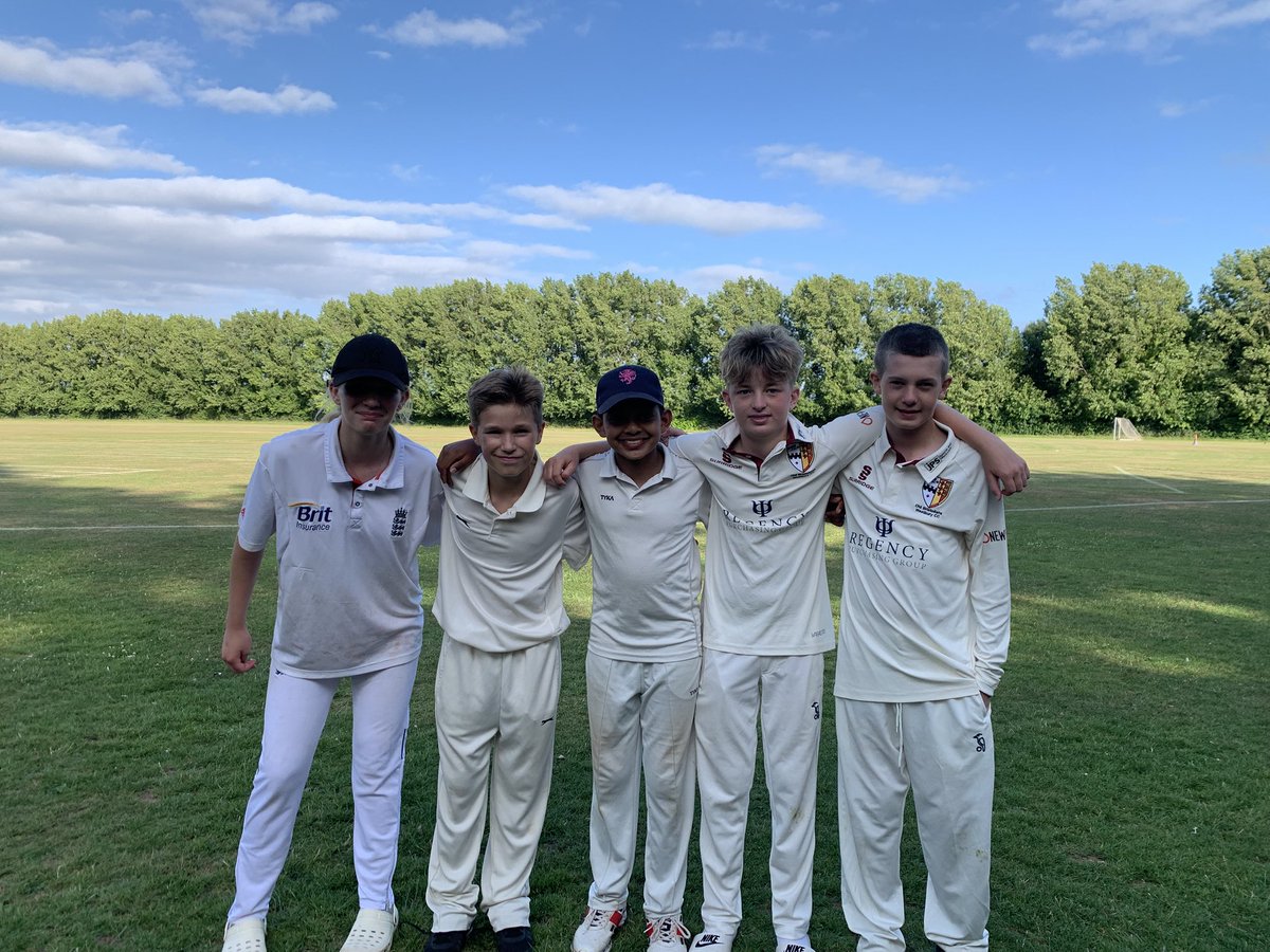 It wasn’t to be for our 3rd team yesterday but a great afternoon nonetheless, with 5 youth players in the side! 

All very talented with great futures in the game for certain. A testament to our amazing youth section. Go well all!

#ThingsYouLoveToSee #BringYourFire 🔥