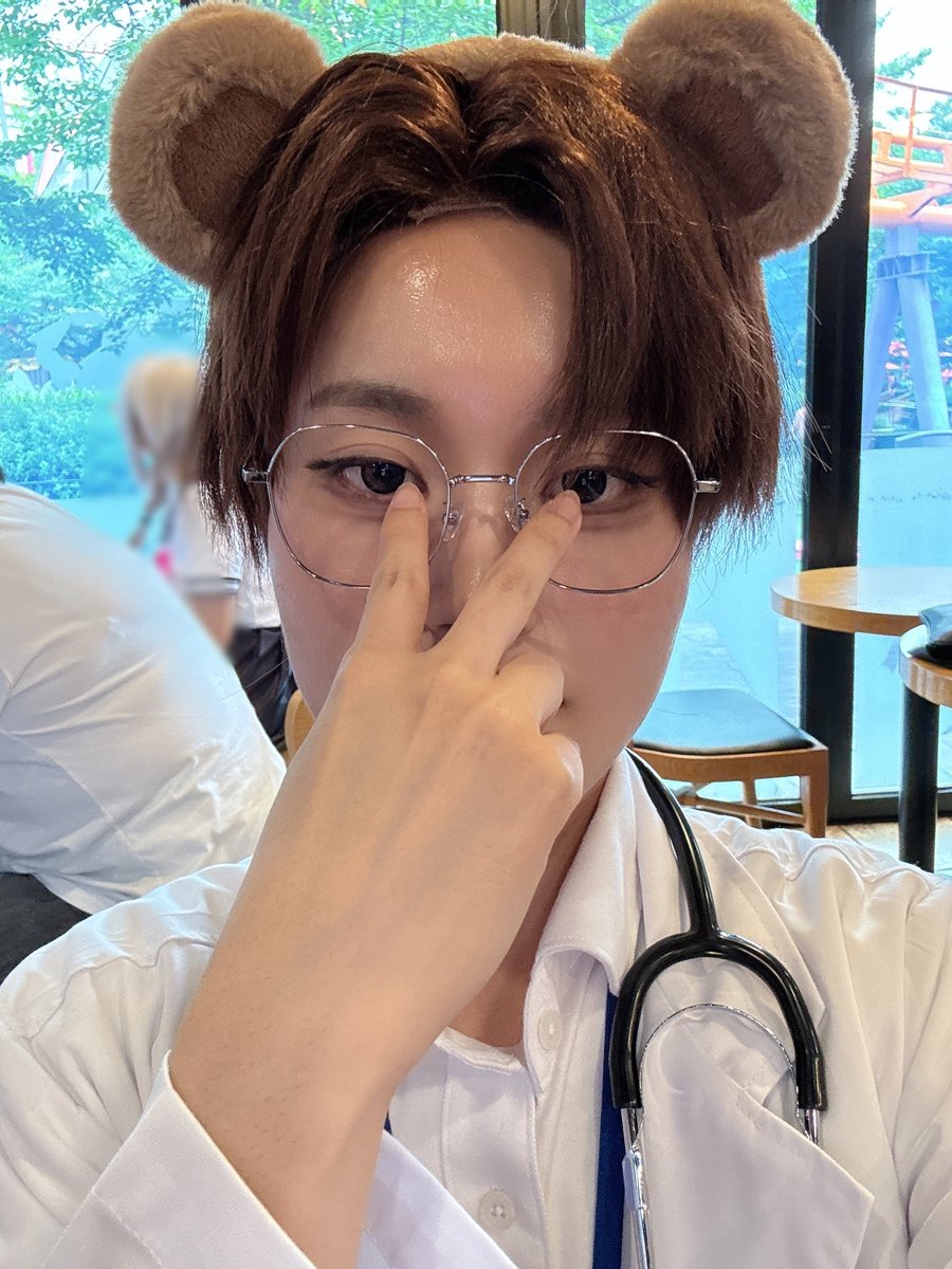 밤송이🌰🕯 (@btooole__) on Twitter photo 