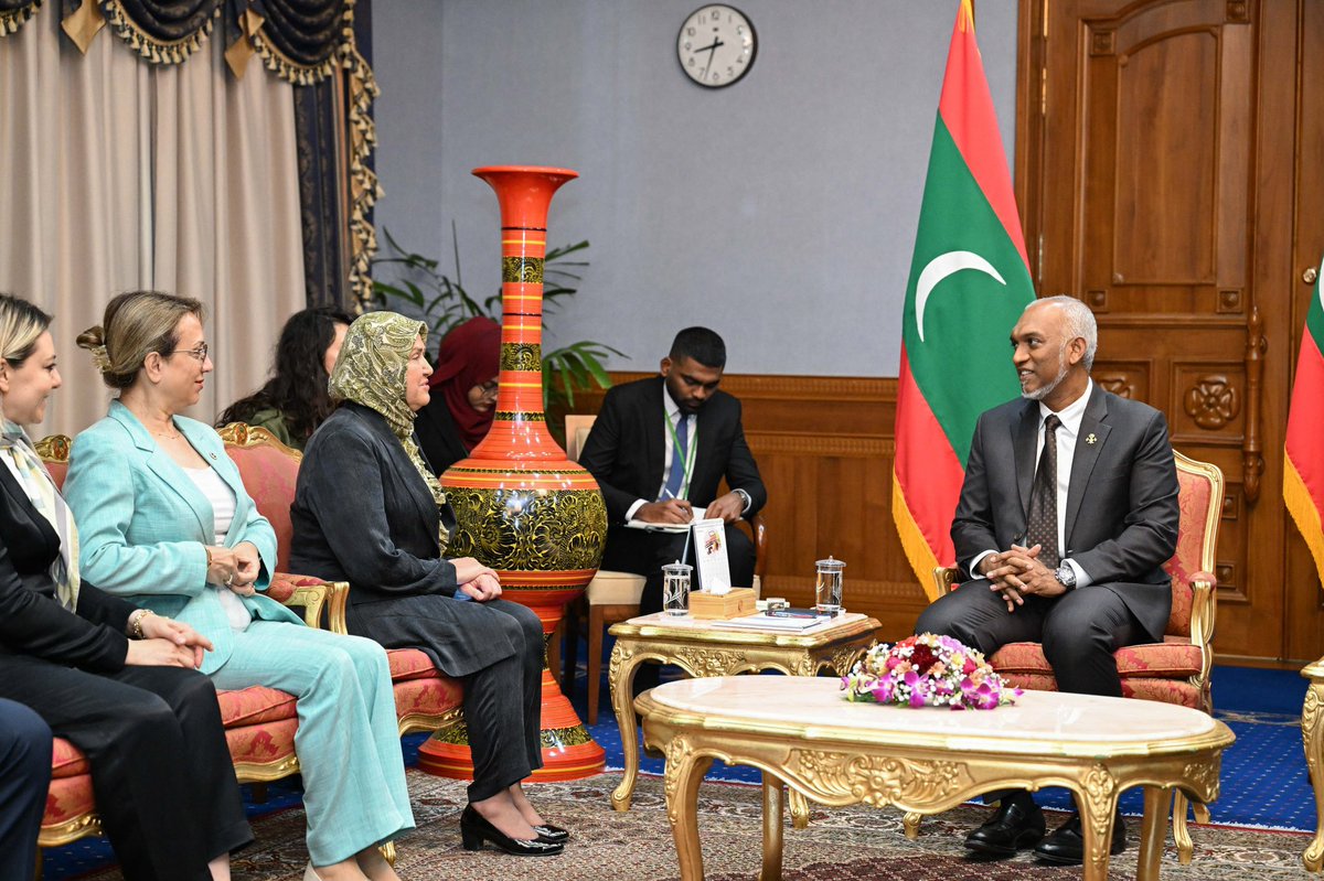 Grand National Assembly of Türkiye delegation pays courtesy call on President presidency.gov.mv/Press/Article/…