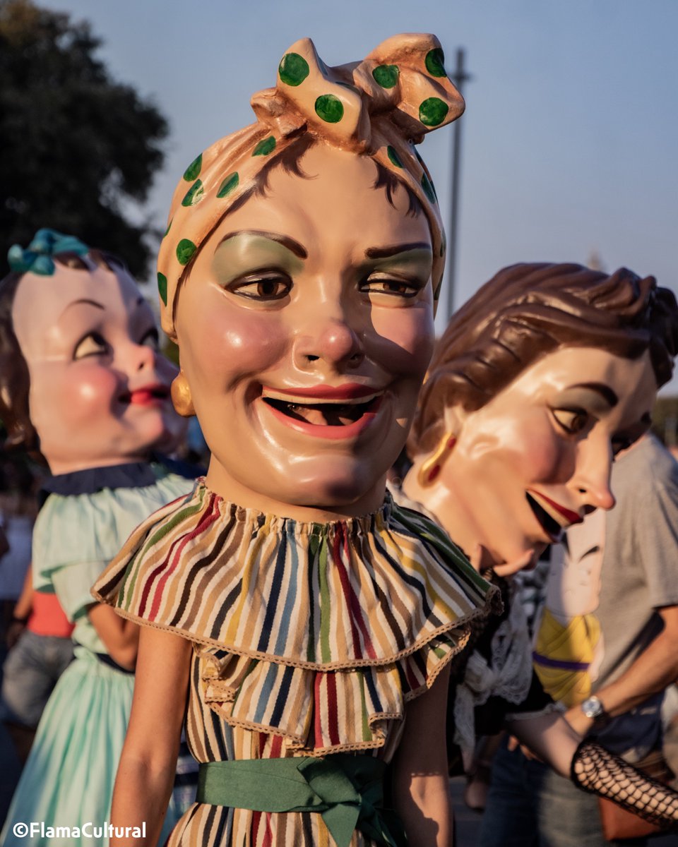 Flama Cultural (@flama_cultural) on Twitter photo El Ball de Nans de Vilanova i la Geltrú presenta un rentat de cara per a les festes de Sant Pere 2025, una feina de la mà del Taller Arnau Codina ⚜️
<a href="/AgrupaBallsPopu/">Agrupació de Balls Populars de VNG</a> <a href="/ajuntamentvng/">Vilanova i la Geltrú</a> <a href="/VilanovaTurisme/">VilanovaTurisme</a> El Ball de Nans de Vilanova i la Geltrú presenta un rentat de cara per a les festes de Sant Pere 2025, una feina de la mà del Taller Arnau Codina ⚜️
<a href="/AgrupaBallsPopu/">Agrupació de Balls Populars de VNG</a> <a href="/ajuntamentvng/">Vilanova i la Geltrú</a> <a href="/VilanovaTurisme/">VilanovaTurisme</a>