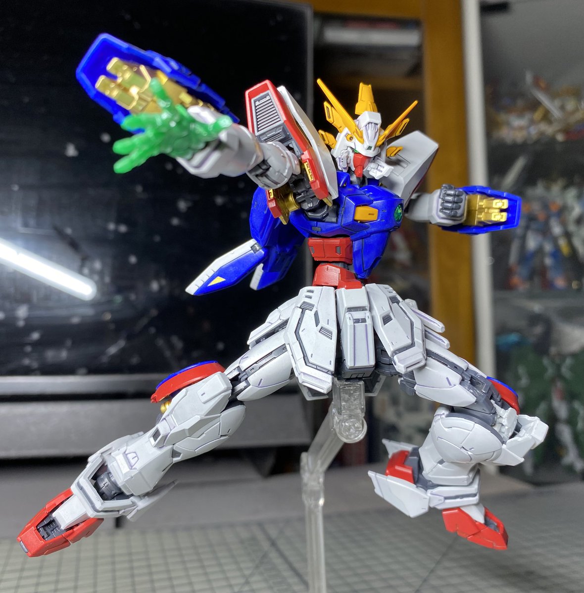 RG シャイニングガンダム　全塗装 RGシャイニングガンダム【全塗装完成品】｜Yahoo!フリマ（旧
