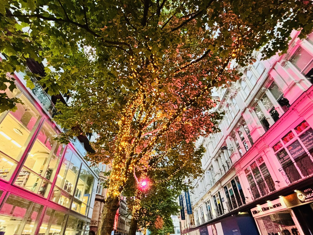 MissCDFarran's tweet image. A bit of Saturday #Brum 😌💁🏼‍♀️