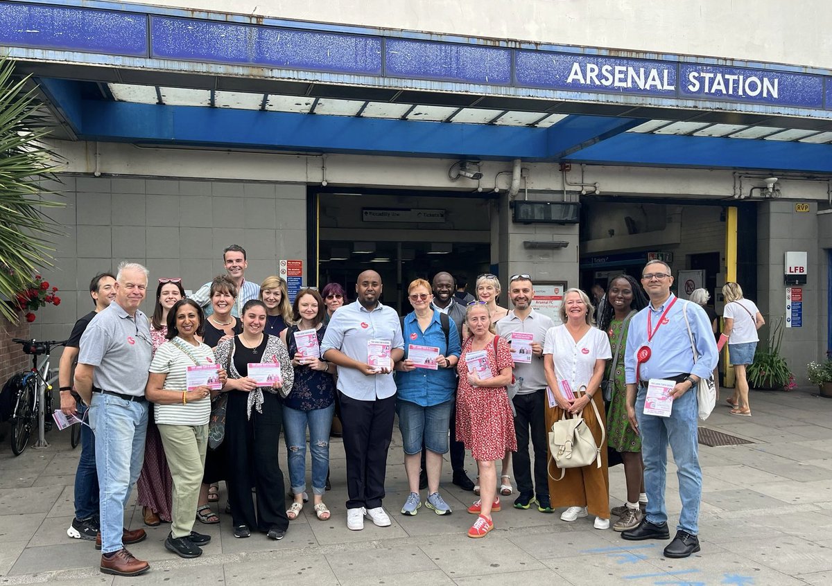 Sara Hyde (@sarakhyde) on Twitter photo Lovely morning w/ <a href="/IslingtonNorth/">Islington North Labour Party</a> & <a href="/IslingtonSouth/">Islington South, Finsbury & De Beauvoir Labour</a> women’s branches and allies yesterday in Arsenal Ward. Thanks to cllrs <a href="/BashOIbrahim/">Bashir Ibrahim</a> & <a href="/fincraig1/">fincraig</a> for the warm welcome. Interesting conversations on Quill Street and casework picked up. <a href="/IslingtonLabour/">Islington Labour 🌹 #OnYourSide</a> listening & #OnYourSide Lovely morning w/ <a href="/IslingtonNorth/">Islington North Labour Party</a> & <a href="/IslingtonSouth/">Islington South, Finsbury & De Beauvoir Labour</a> women’s branches and allies yesterday in Arsenal Ward. Thanks to cllrs <a href="/BashOIbrahim/">Bashir Ibrahim</a> & <a href="/fincraig1/">fincraig</a> for the warm welcome. Interesting conversations on Quill Street and casework picked up. <a href="/IslingtonLabour/">Islington Labour 🌹 #OnYourSide</a> listening & #OnYourSide