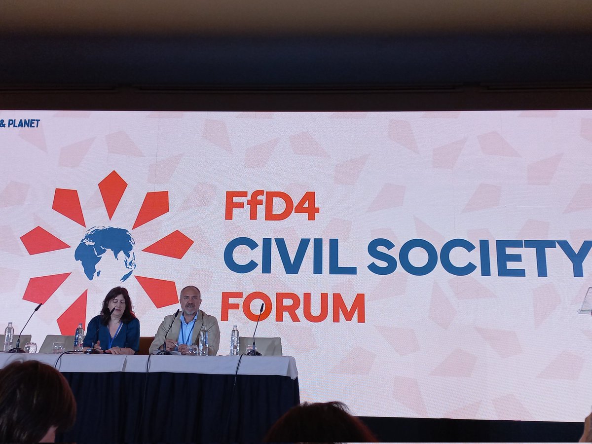 . <a href="/ruiz_gaitan/">Javier Ruiz Gaitan</a> recuerda la carta de Naciones Unidas: "nosotros los pueblos". Es crucial asegurar el papel de la sociedad civil mundial en defensa de un mundo justo, feminista, sostenible y en paz.

#FfD4 #FfD4People