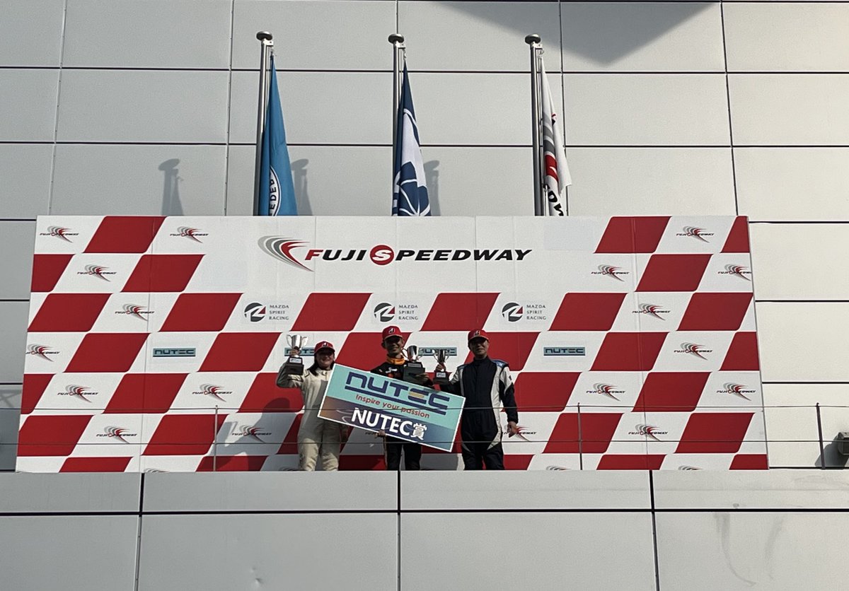 k2__garage's tweet photo. FCR第3戦【ロードスターカップ第2戦】
1.5オープンクラス 第1位

23号車 応援ありがとうございました🏅💫

 #ロードスターカップ
 #FCR
 #富士スピードウェイ https://t.co/lLJ7pFyag4