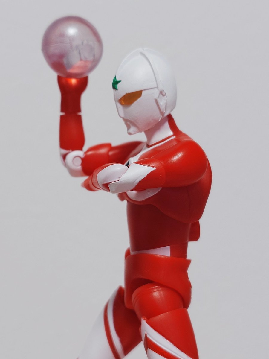 超動αウルトラマン13 ウルトラマンジョーニアス。 アニメ版というより