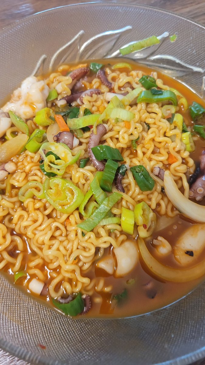 문어 넣은 해장라면,,,