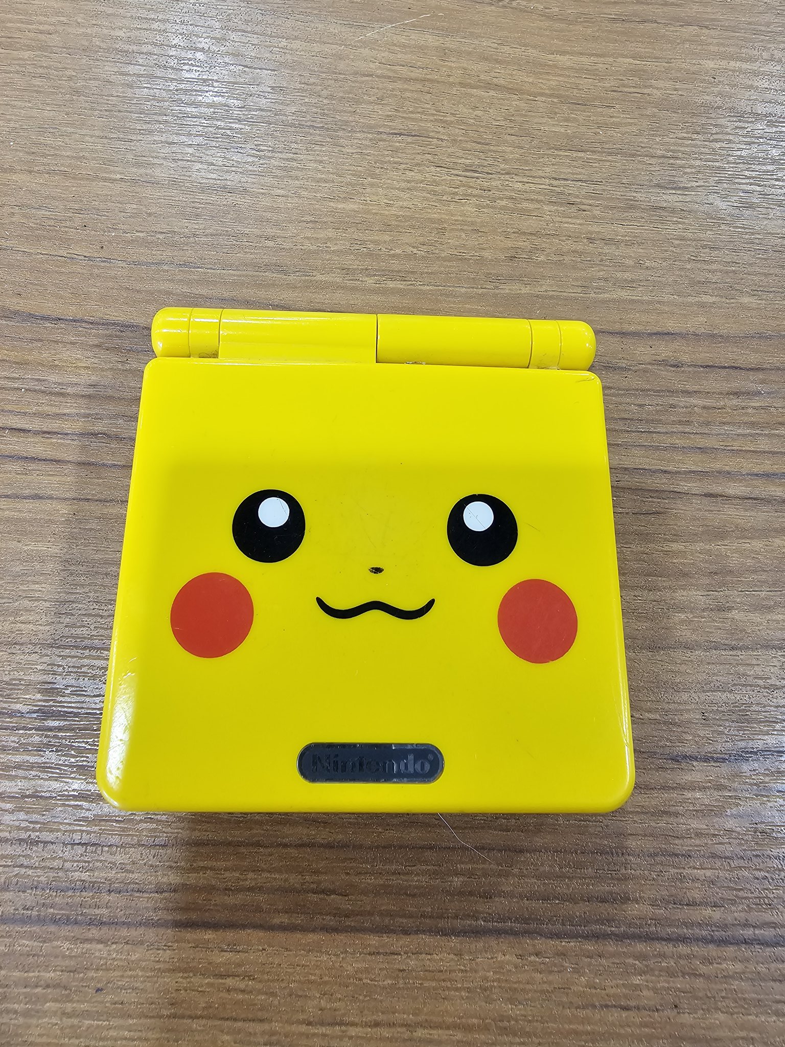 【激レア】【ゲームボーイアドバンスSP】ポケモンセンター限定　ピカチュウ 激レア】【ゲームボーイアドバンスSP】ポケモンセンター限定