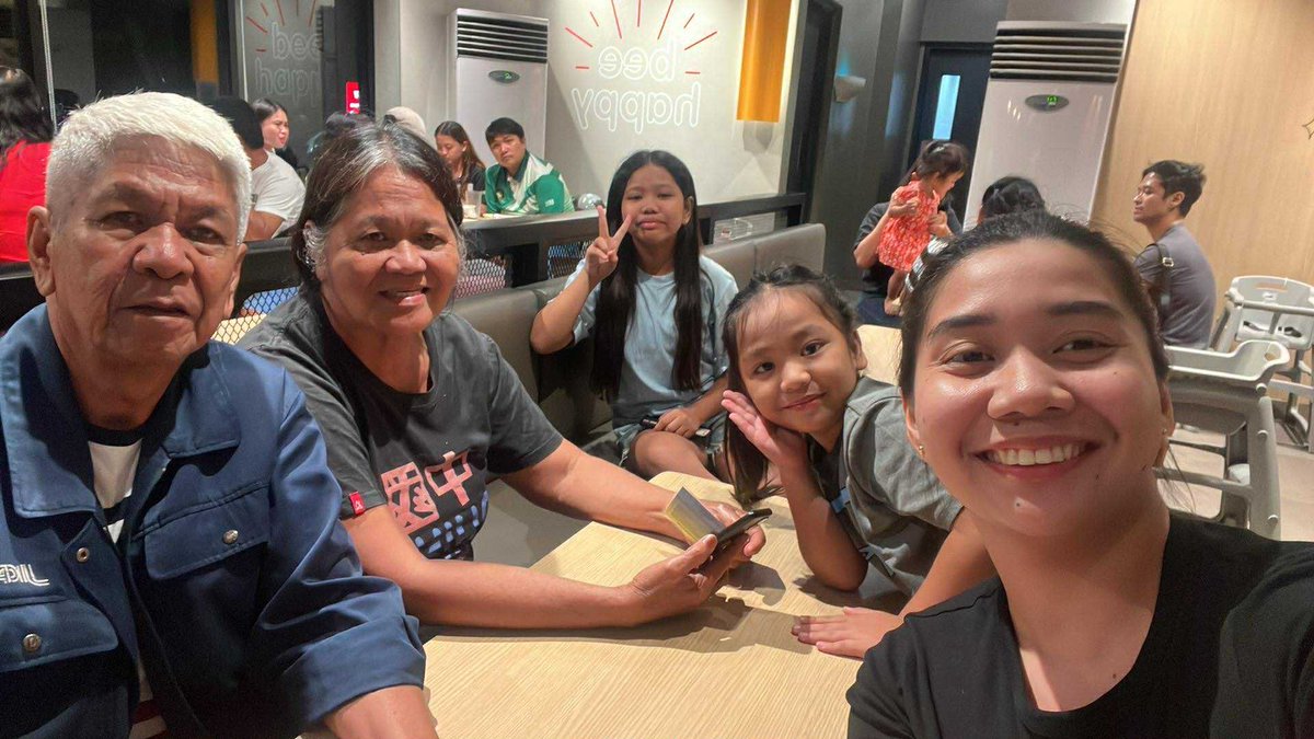 ajecatu's tweet photo. spent my weekends with my bf’s fam in batangas✨ https://t.co/UOa7E06vdy