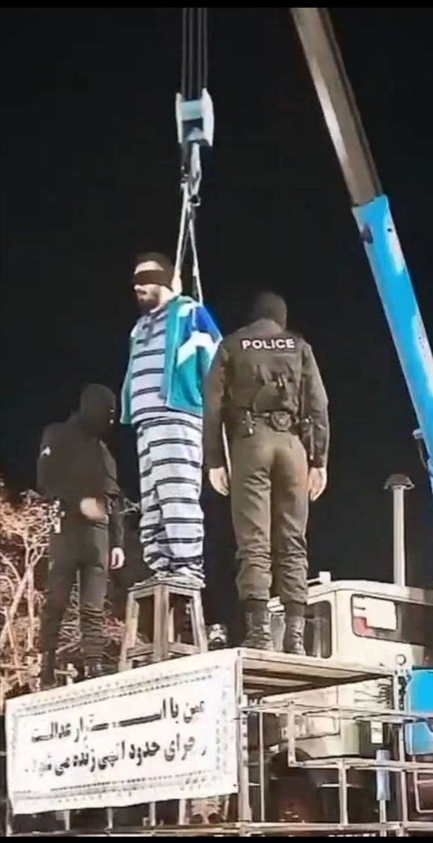 🔴Des exécutions s'enchaînent en Iran🇮🇷 !

La traque à la taupe s'est intensifiée dans le pays depuis le début de son conflit avec Israël🇮🇱.

Voici la bonne manière qu'il faut traiter avec succès les traîtres de la nation en Afrique !
La Lutte Continue....