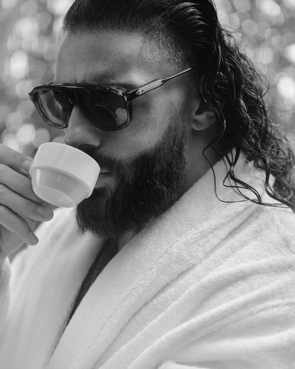 UpRomeRises's tweet image. They thought I disappeared… no, I’ve just been enjoying what I built.

Sunlight, silence, and distance from the noise.

But even paradise gets boring when you were born to dominate, and I’m almost ready to remind the world why this place even exists.