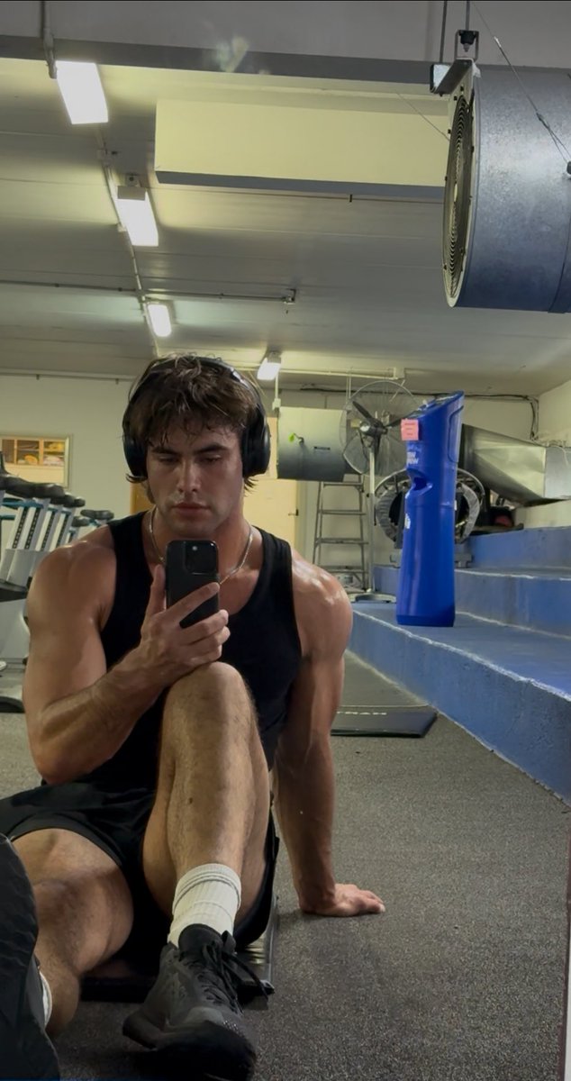 Sweaty Sunday gym sessions 💪🏽🥵